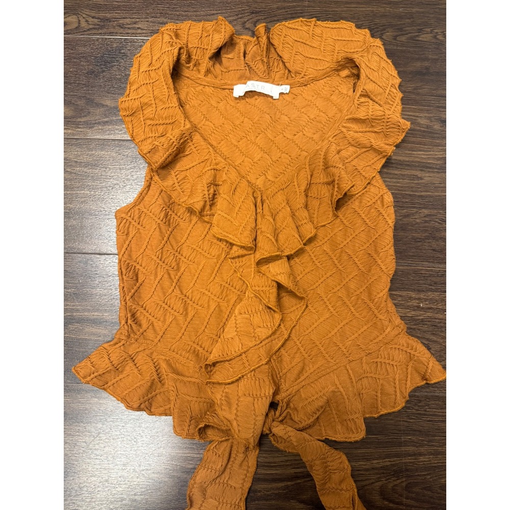 ASTR The Label Rust Textured Ruffle Tie-Front Top - Size S